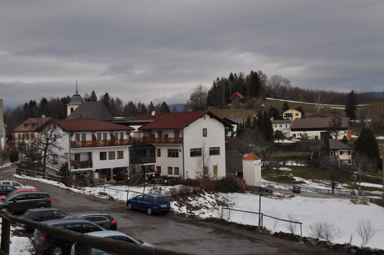Gasthof Diewald Raach am Hochgebirge Exterior foto
